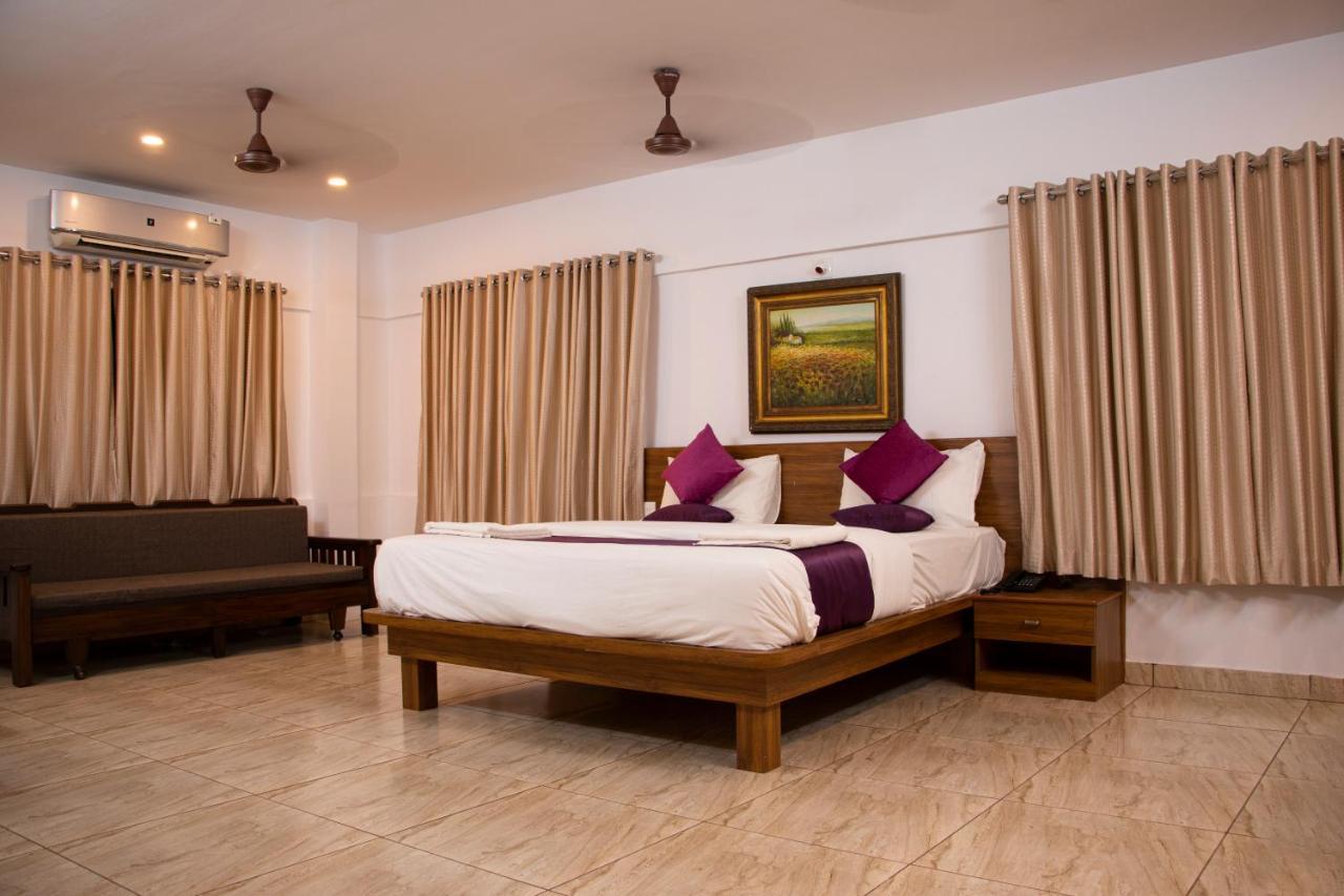 Shoolin Resorts Manipal Exteriör bild